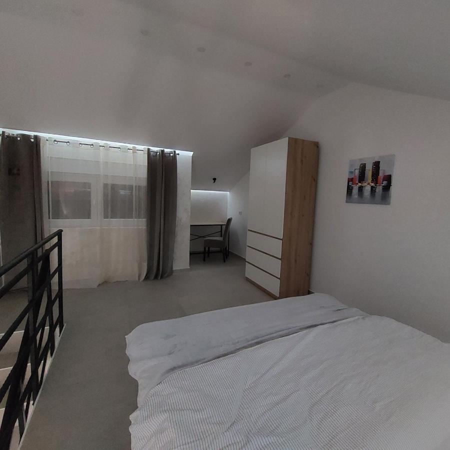 Apartman Lux Jelena Surčin 외부 사진
