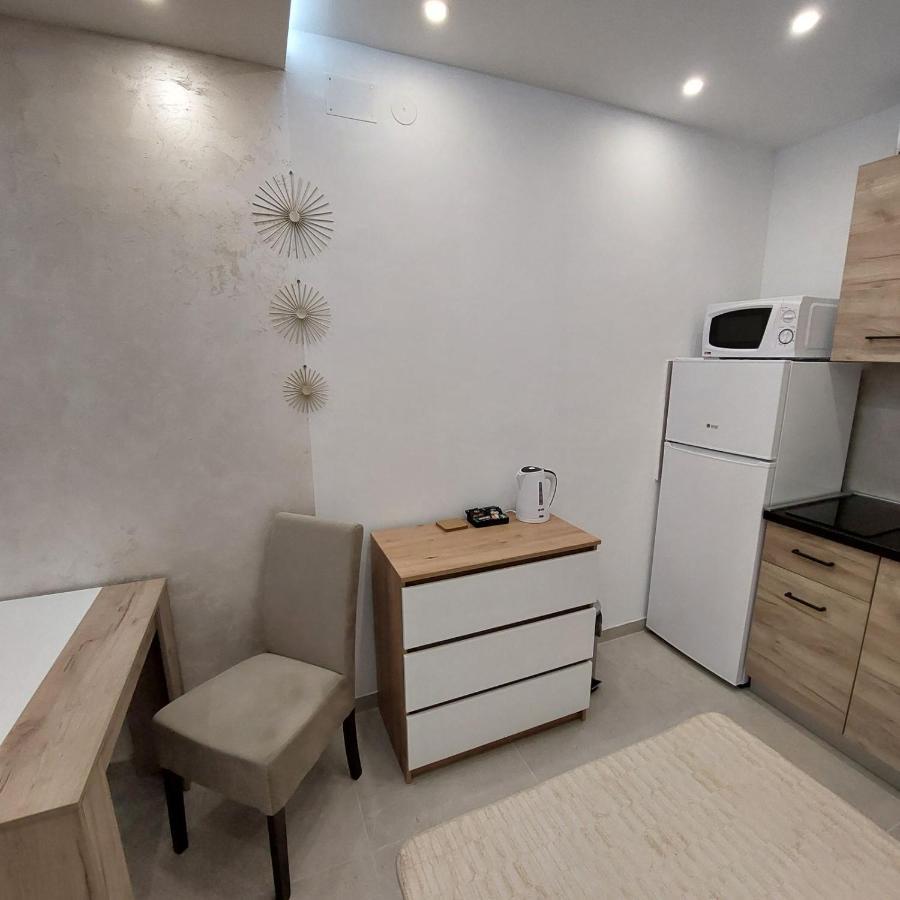 Apartman Lux Jelena Surčin 외부 사진